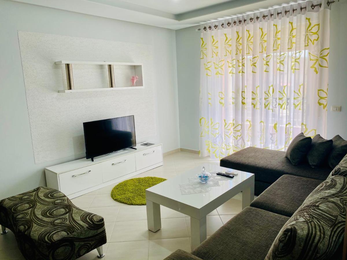 Downtown Apartment Fier Esterno foto